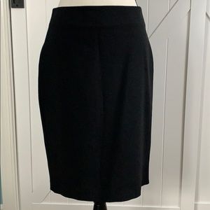 New York & Company Black Pencil Skirt Size 2 Lined Career Work Classic Office